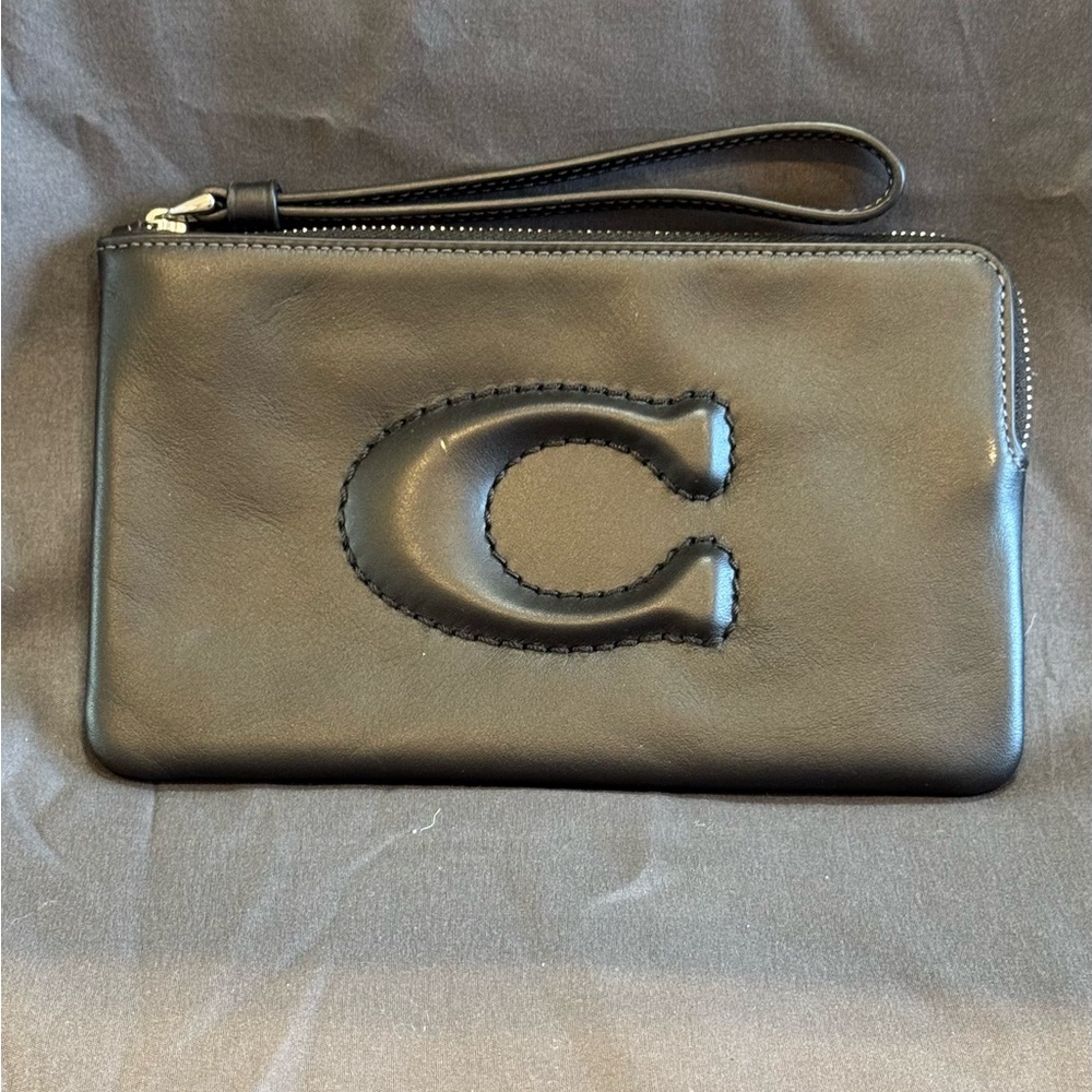 Coach Black Leather Wristlet with Embossed Logo. NWT